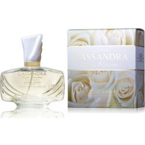 Jeanne Arthes Cassandra Roses Blanches